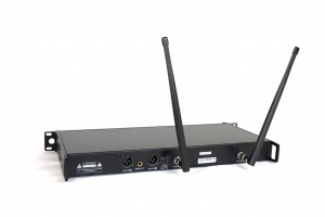 RFIntell QL7R/T1-A 651,800-683,400 МГц 2-канальная радиосистема с 2-мя ручными микрофонами в Иркутске